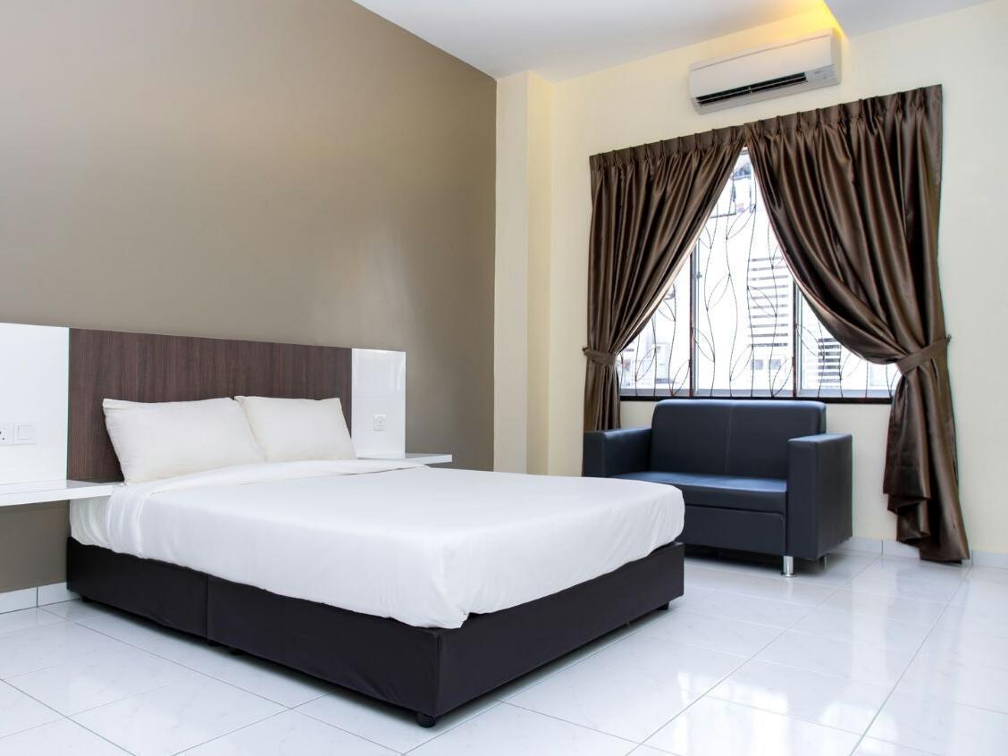 Ample Hotel Skudai Zewnętrze zdjęcie