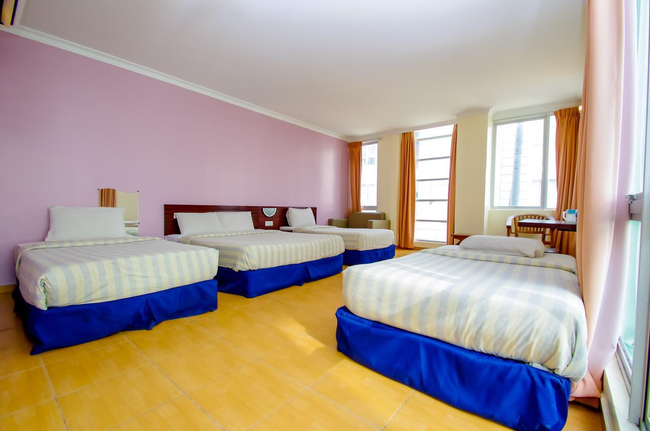 Ample Hotel Skudai Zewnętrze zdjęcie